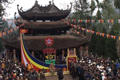 Đi lễ chùa vào ngày mùng một và rằm sẽ không phải mất phí vào cổng